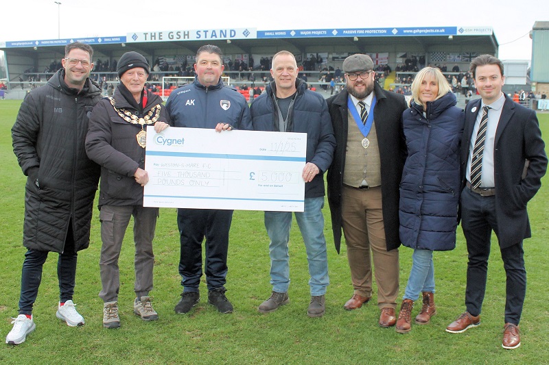 Some of the Cygnet Hospital Kewstoke team presenting a cheque to Seagulls in the Community