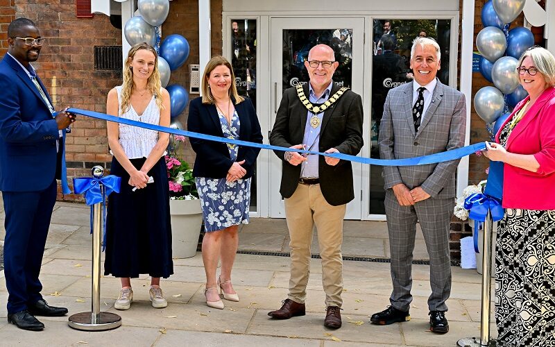 Councillor Alan Abernethy, Mayor of Heanor and Loscoe cuts the ribbon at the opening of Cygnet Elowen Hospital