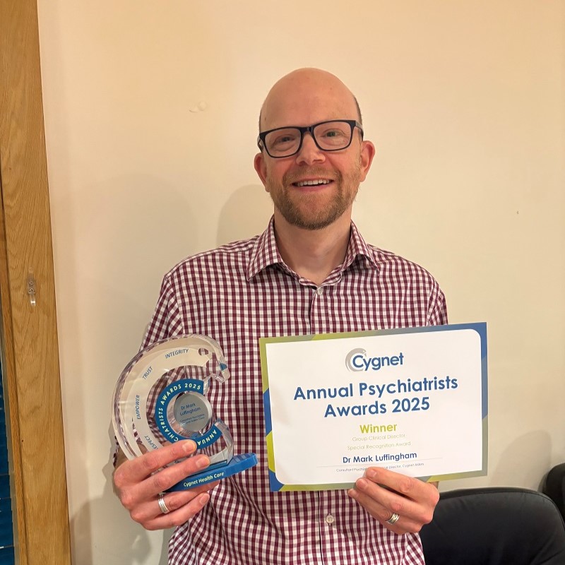 Dr Mark Luffingham