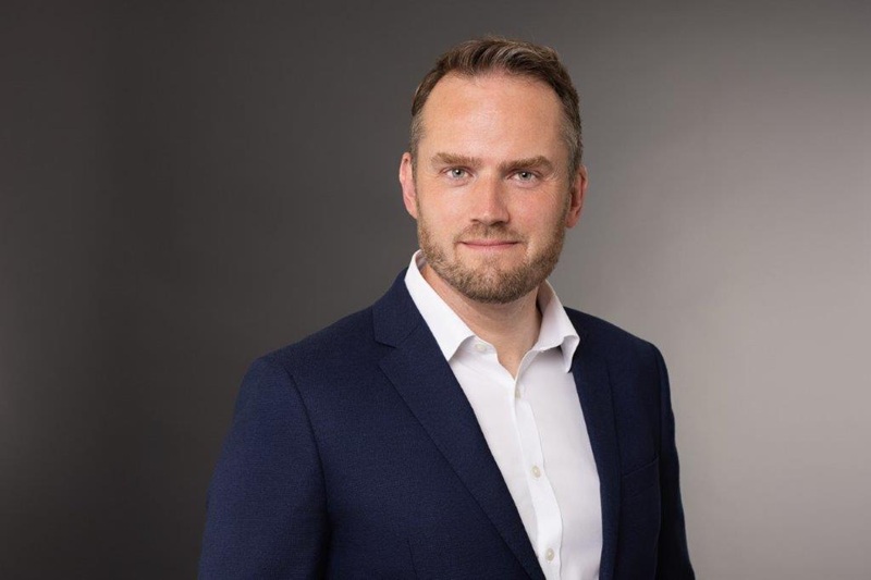 Dr Gareth Jarvis